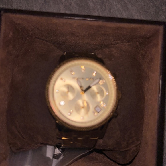 MK watch - Picture 7 of 7